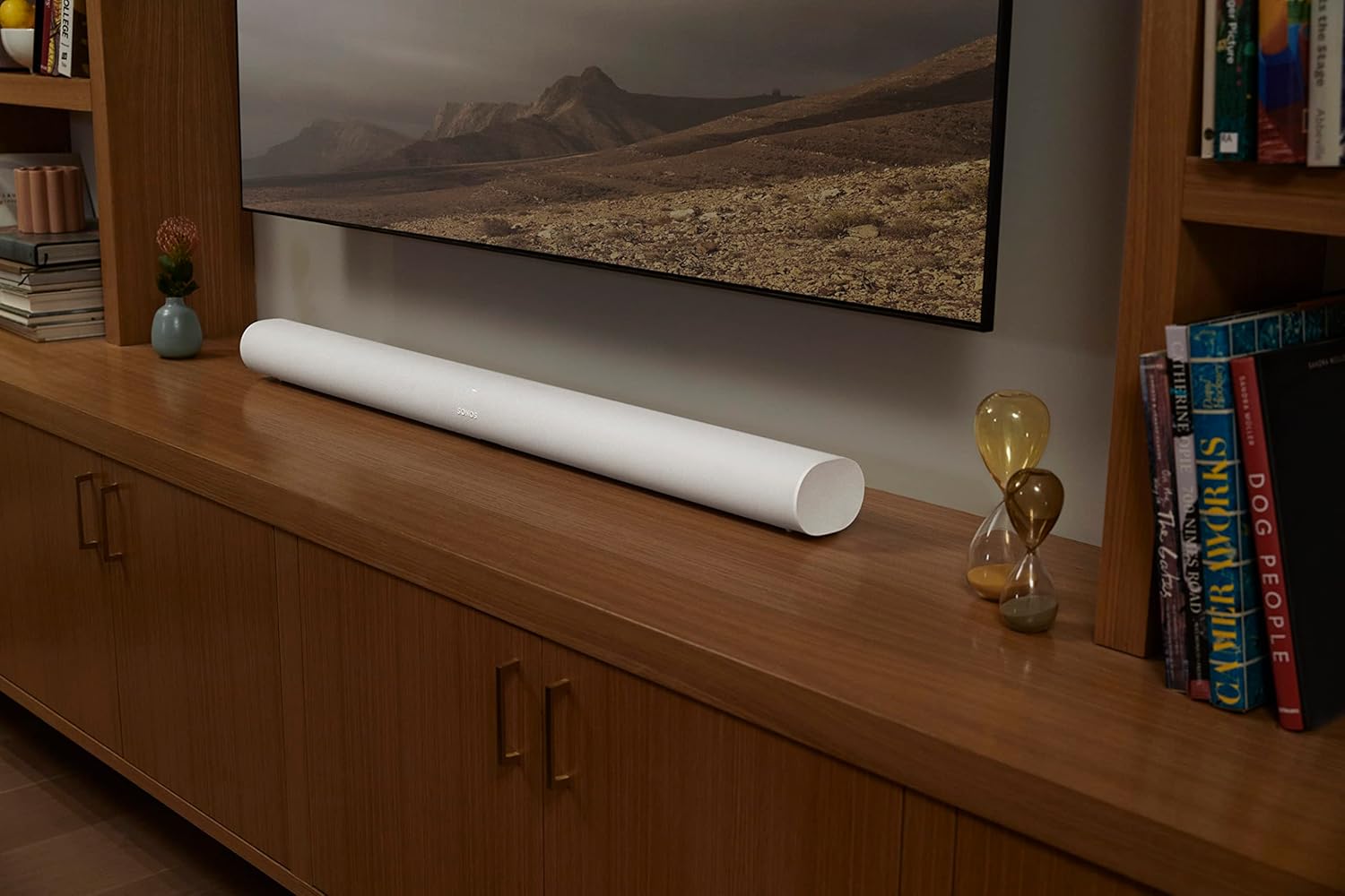 Sonos Arc - Barre de Son Intelligente - Alexa et Google Assistant Intégrés - Trueplay™ - AirPlay2 - Son 3D - Dolby Atmos - Blanc – Image 7